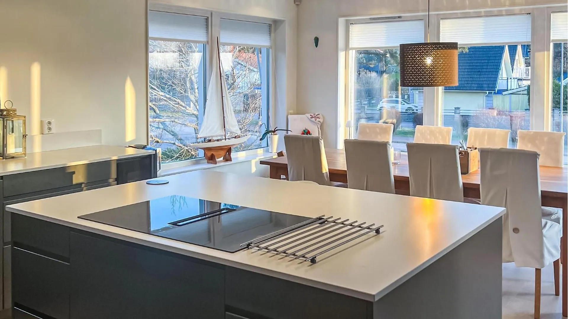 Amazing Home In Vstra Frlunda With Kitchen Göteborg