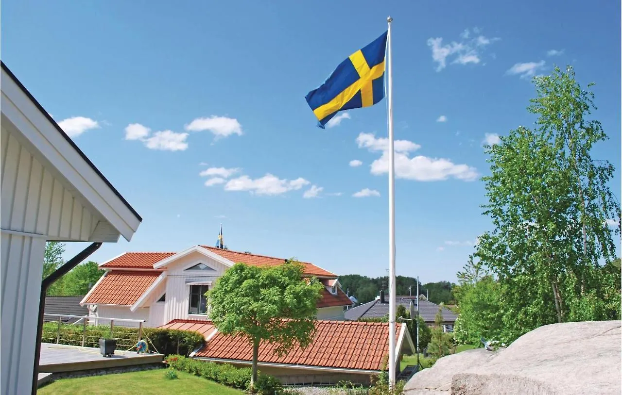 Amazing Home In Vstra Frlunda With Kitchen Gothenburg 0*,